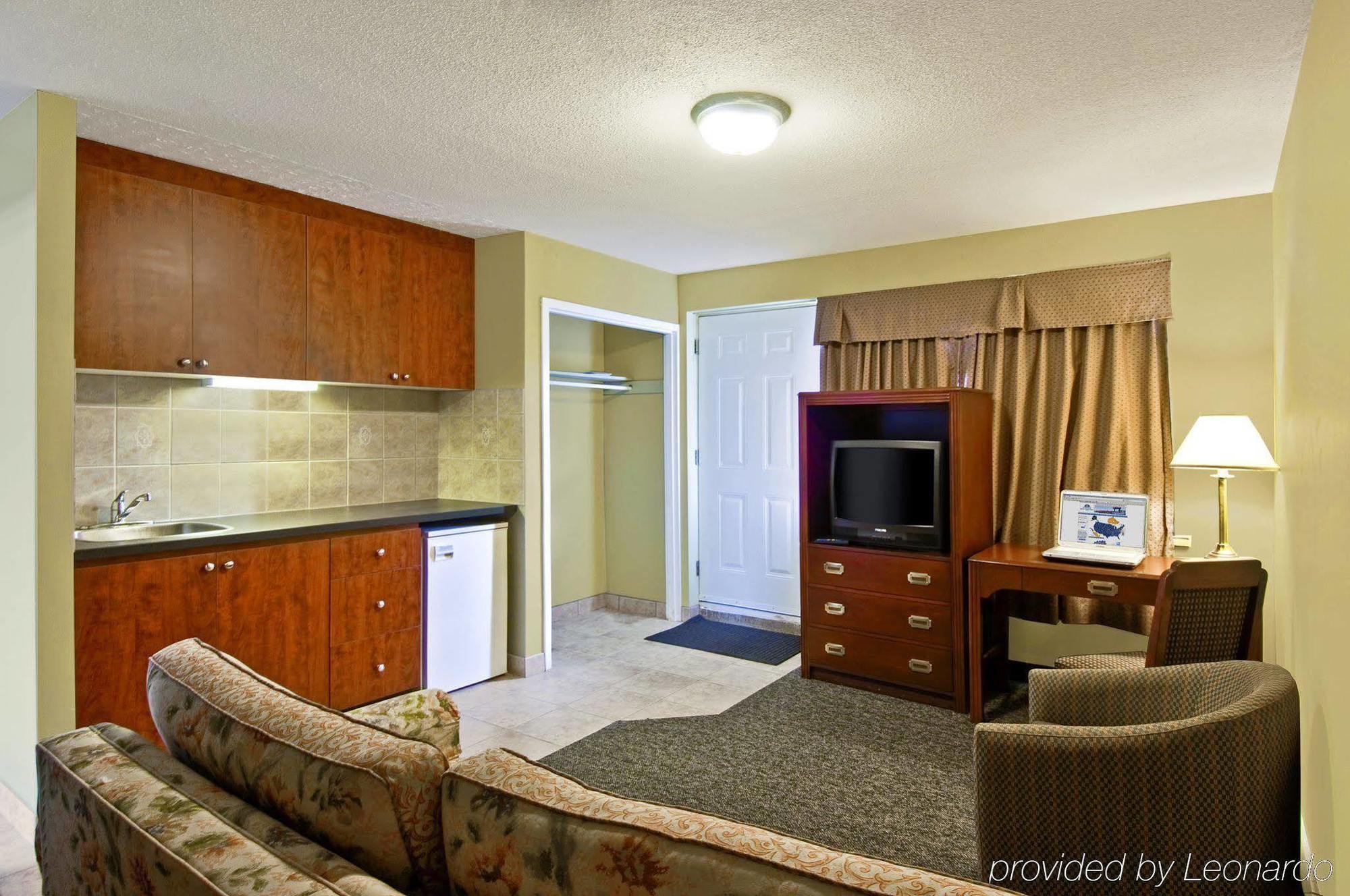 Burlington Inn Quarto foto